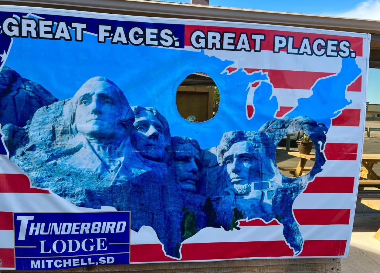 Thunderbird Lodge Митчелл Экстерьер фото