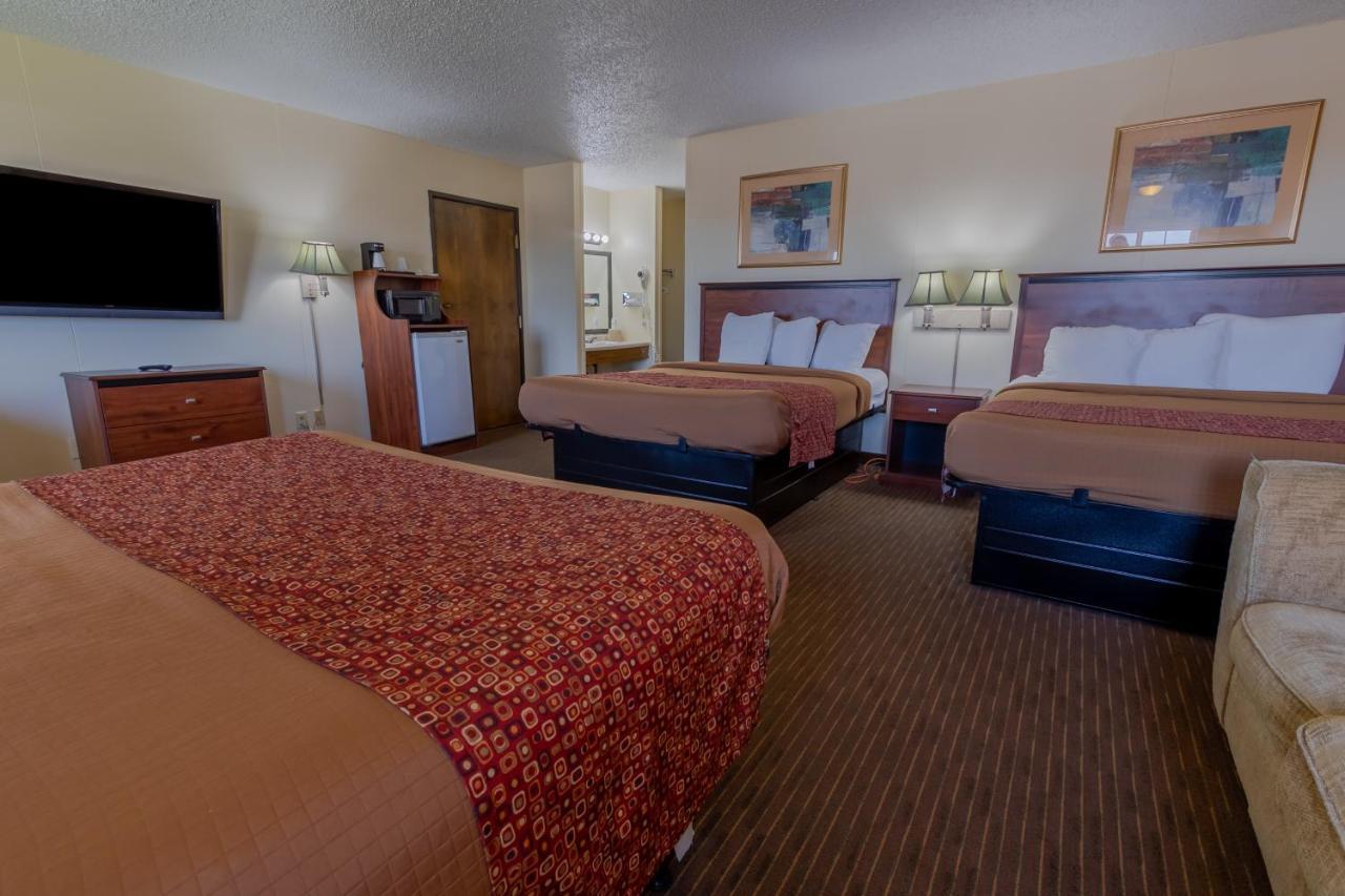 Thunderbird Lodge Митчелл Экстерьер фото