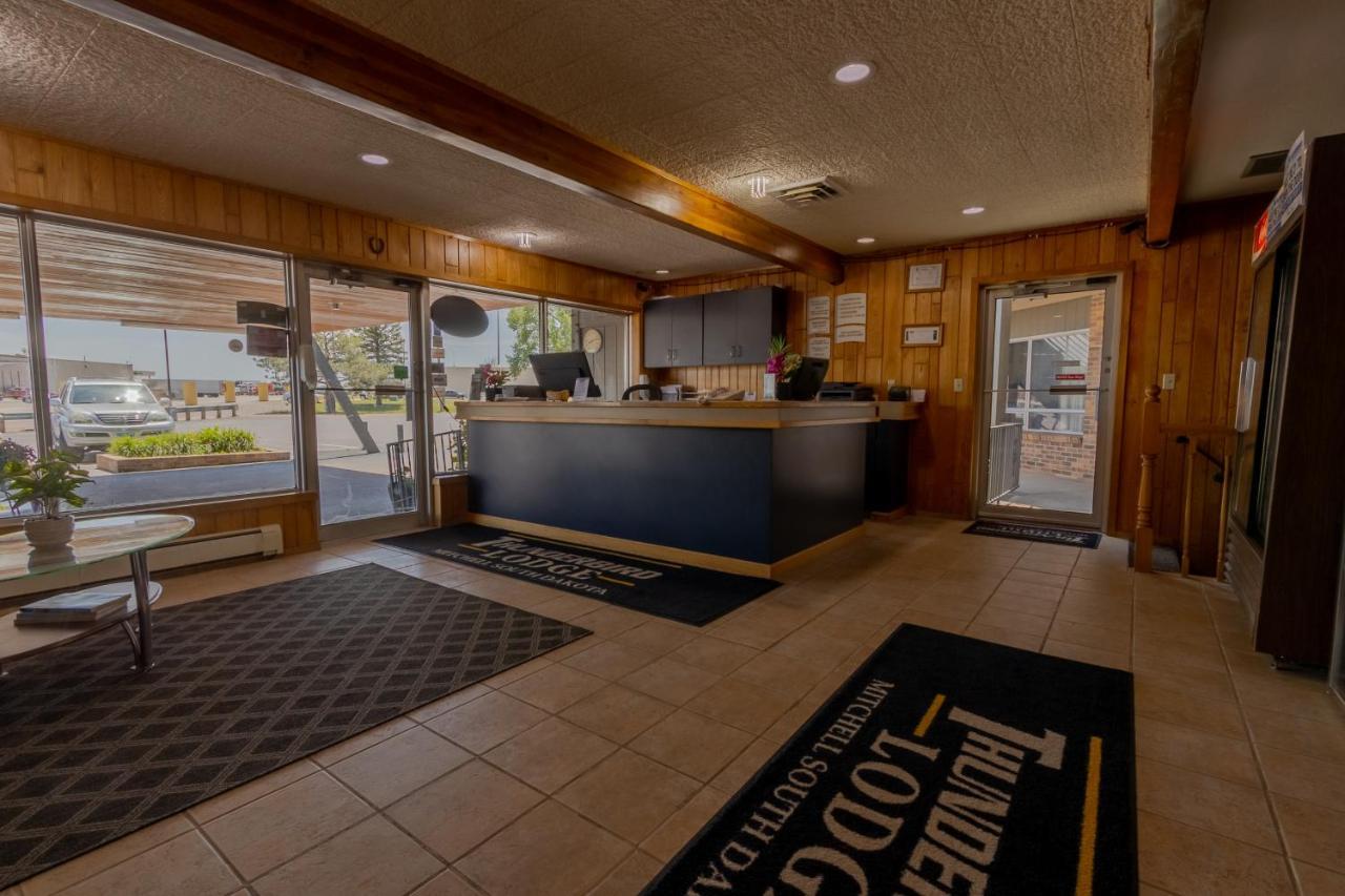 Thunderbird Lodge Митчелл Экстерьер фото