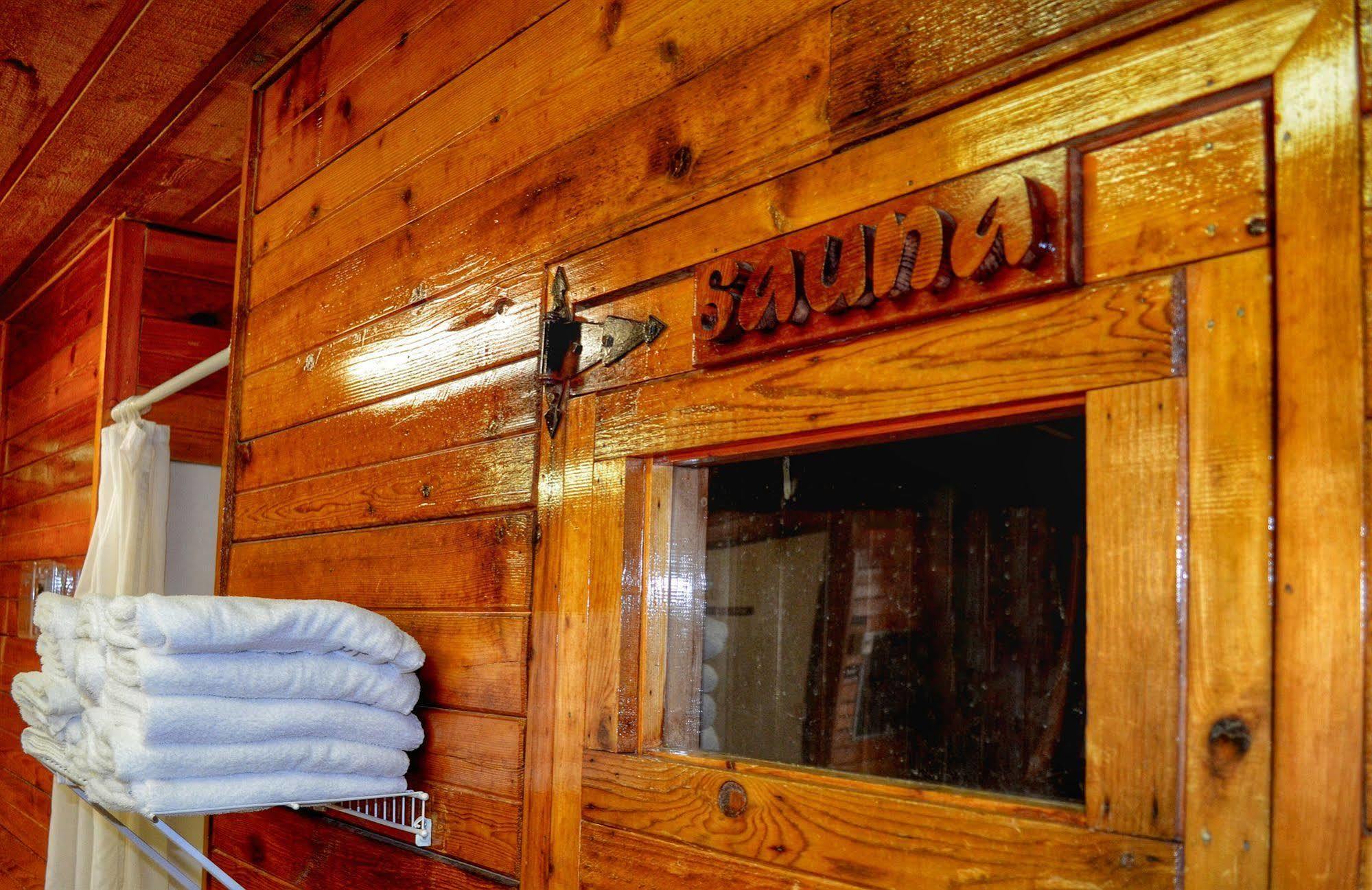 Thunderbird Lodge Митчелл Экстерьер фото